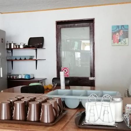 Hostal De San Pedro 乔卢拉 外观 照片