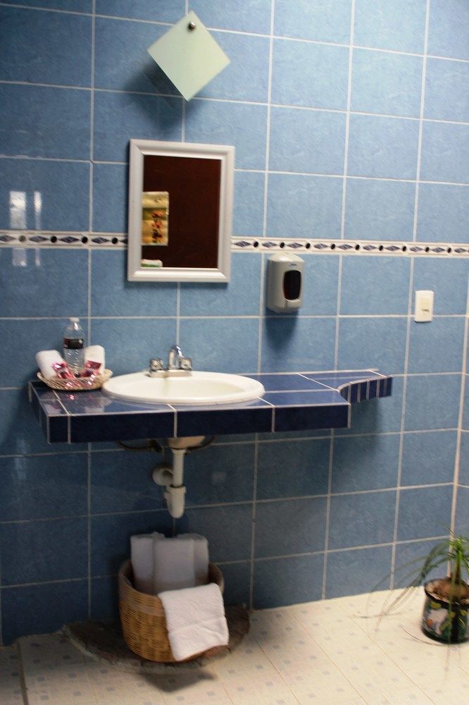 Hostal De San Pedro 乔卢拉 外观 照片