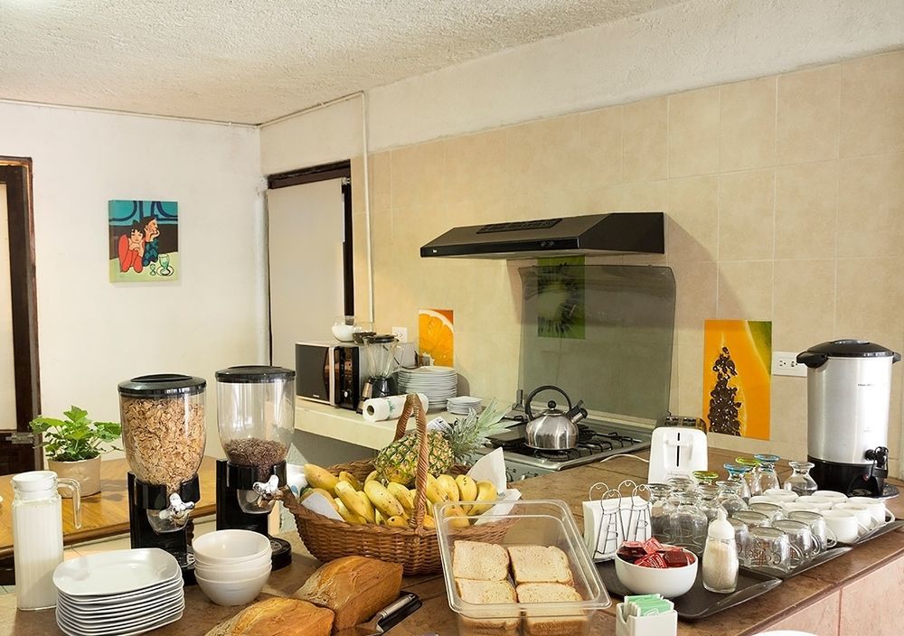 Hostal De San Pedro 乔卢拉 外观 照片