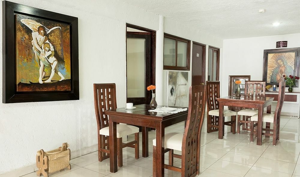 Hostal De San Pedro 乔卢拉 外观 照片