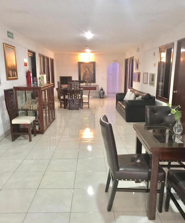 Hostal De San Pedro 乔卢拉 外观 照片